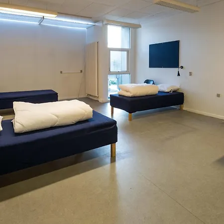 Sleepin Gellerup بيت شباب